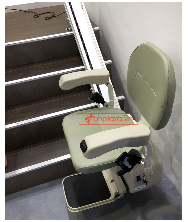 Hệ thống ghế leo cầu thang thẳng tự động hàng nhập khẩu lắp từ tầng 1-2 (hàng đặt theo kích thước thực tế) TM075
